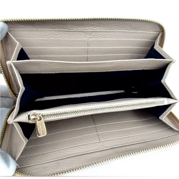 DOLCE AND GABANA Long zip around WALLET - Picture 4 of 13